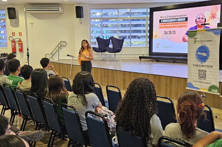 noticia.title loading