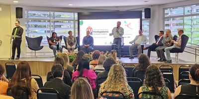 Encontro nacional reúne psicólogos para discutir estratégias e desafios na Rede Federal