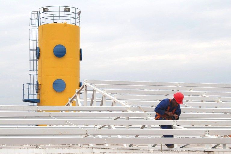 noticia.title loading